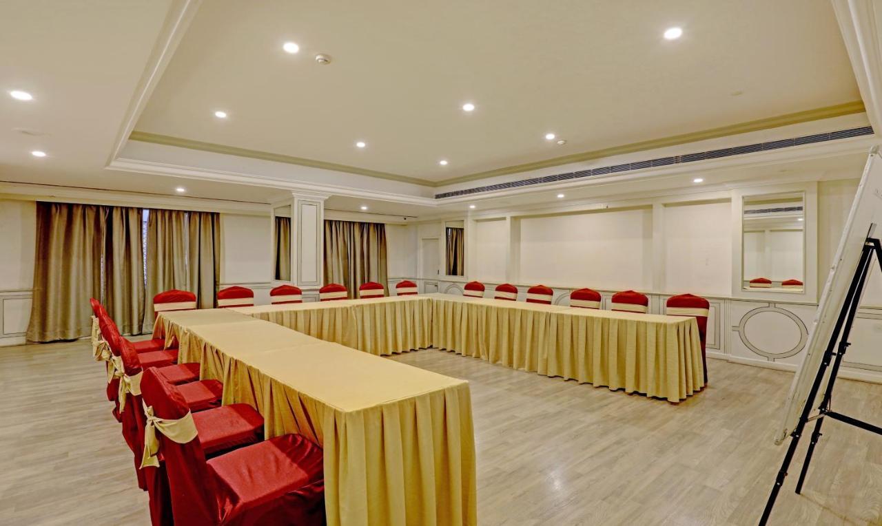 Itsy By Treebo - Vashistha Otel Haydarabad Dış mekan fotoğraf