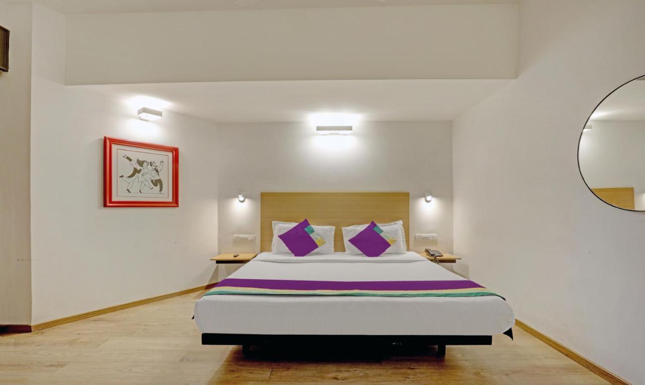 Itsy By Treebo - Vashistha Otel Haydarabad Dış mekan fotoğraf
