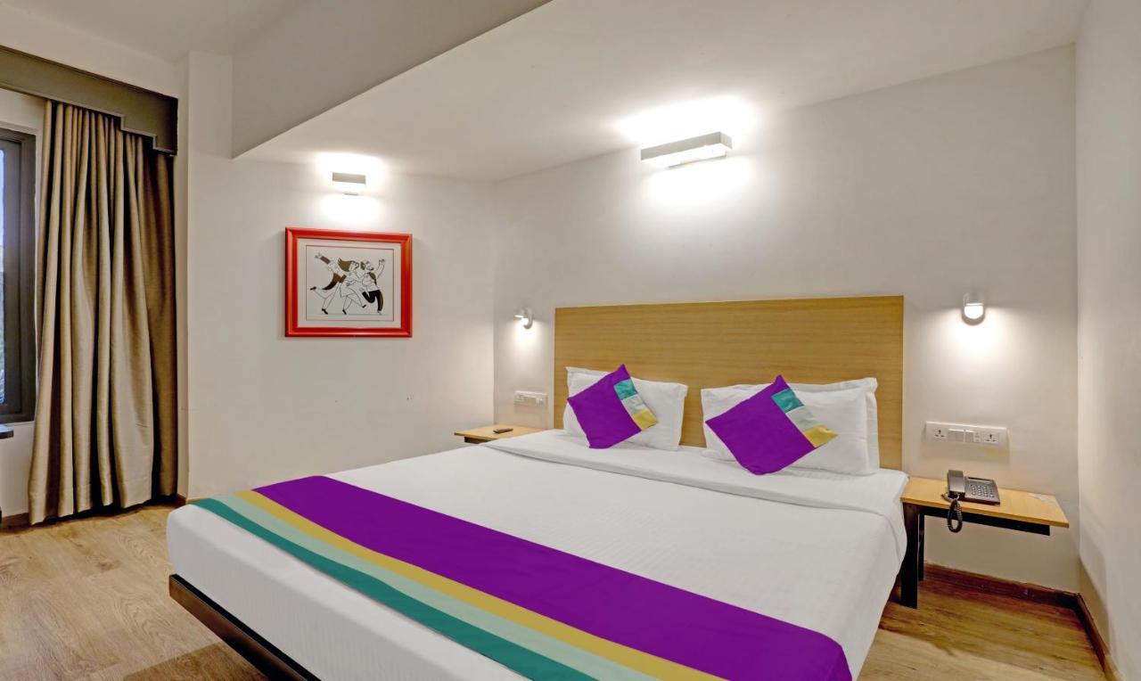 Itsy By Treebo - Vashistha Otel Haydarabad Dış mekan fotoğraf